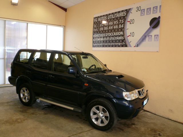 TERRANO II 3L DI 4 WD FAMILYSPACE