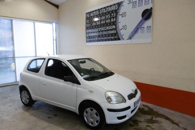 YARIS 75 D-4D 