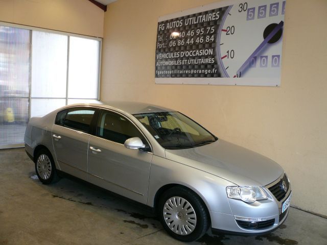 PASSAT 2L TDI 140 CONFORT